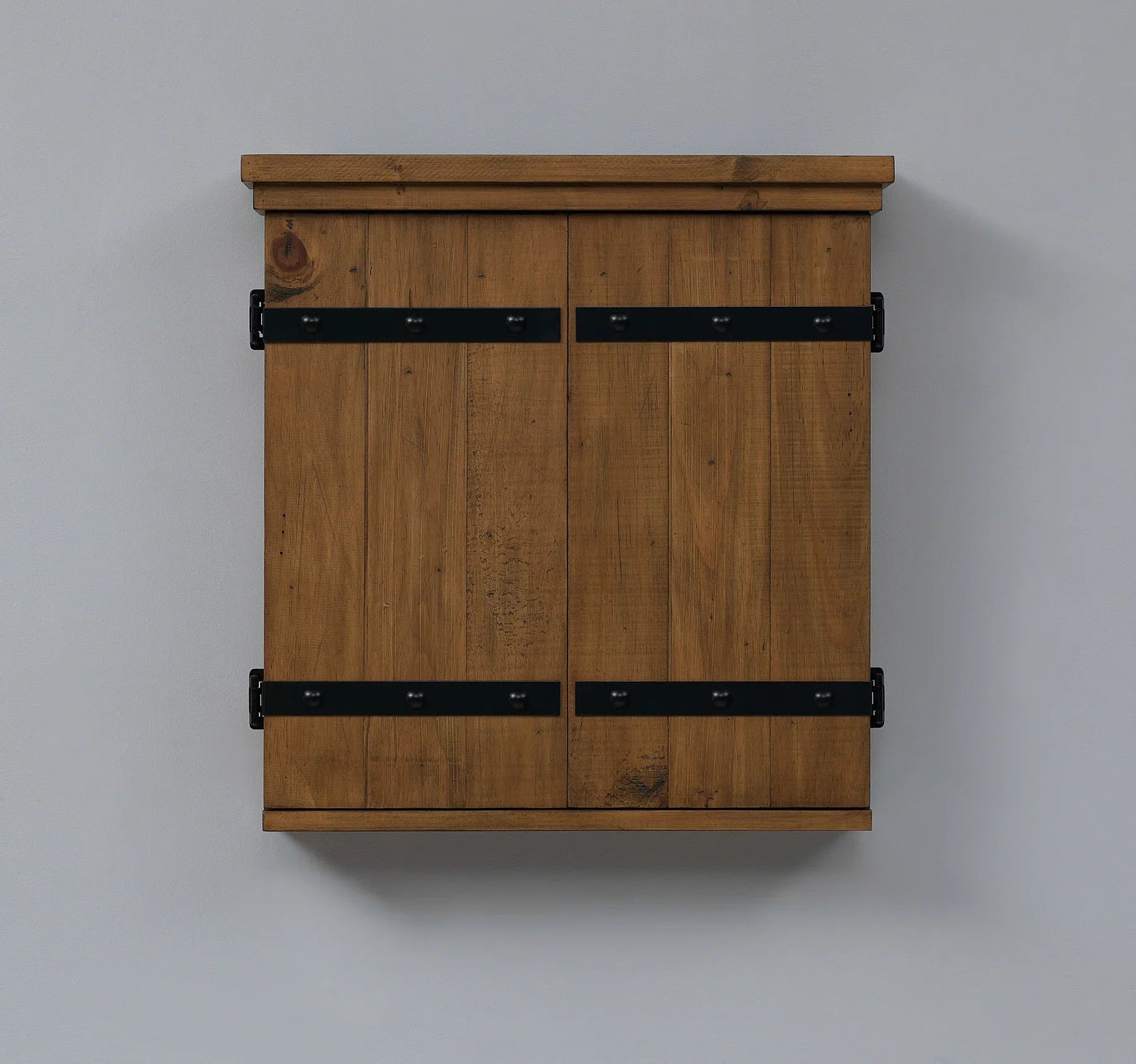 Gateway Dartboard Cabinet - Reclaimed Finish